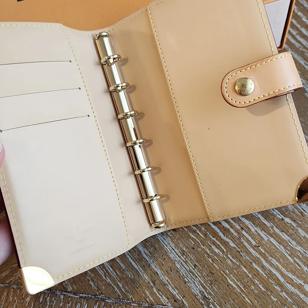 Louis Vuitton Discontinued White Murakami Agenda PM - Picture 7 of 11